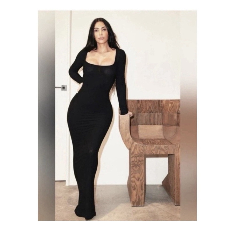 Skims Soft Lounge Long Sleeve Maxi Dress in Onyx Size XL